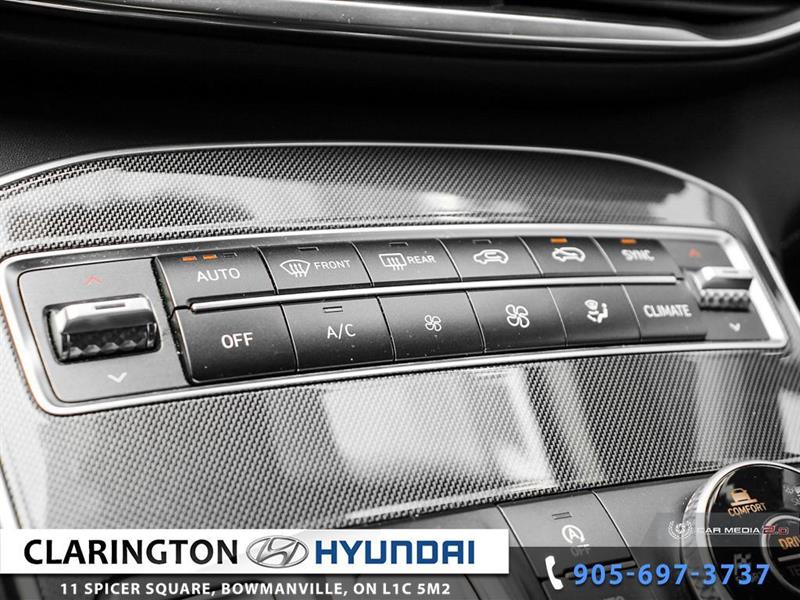 2021
Hyundai
Santa Fe