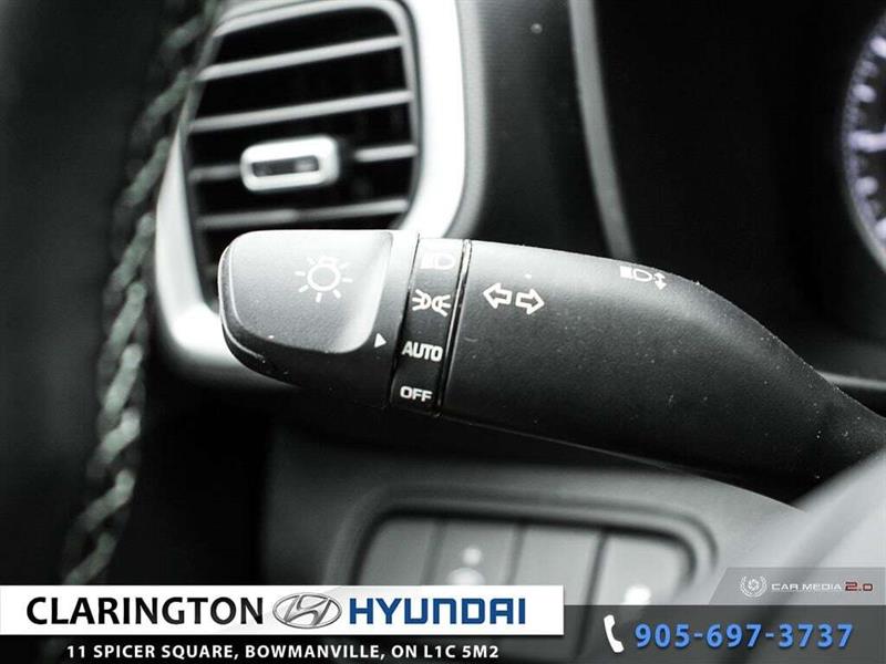 2021
Hyundai
Elantra