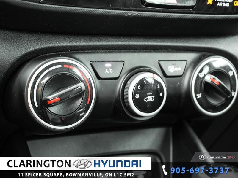 2021
Hyundai
Elantra