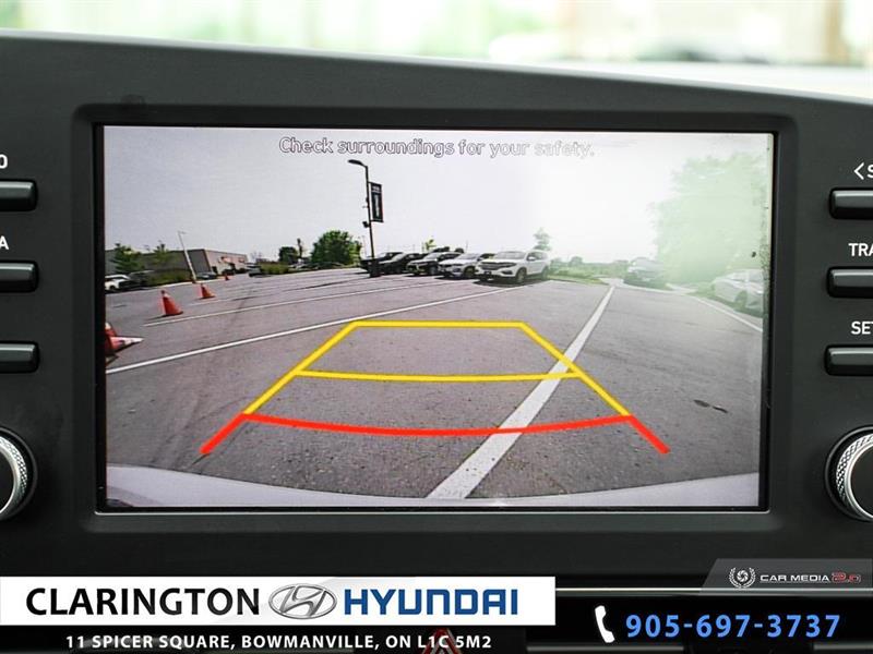 2022
Hyundai
Elantra