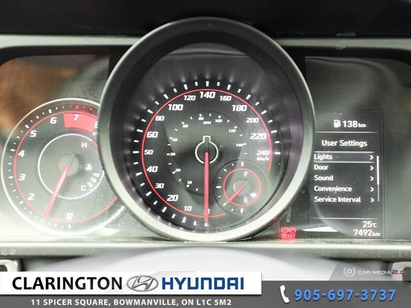 2022
Hyundai
Elantra