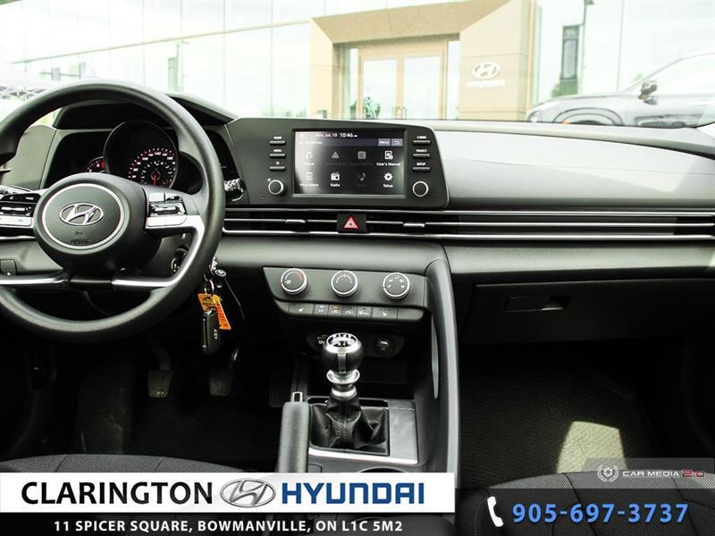 2022
Hyundai
Elantra