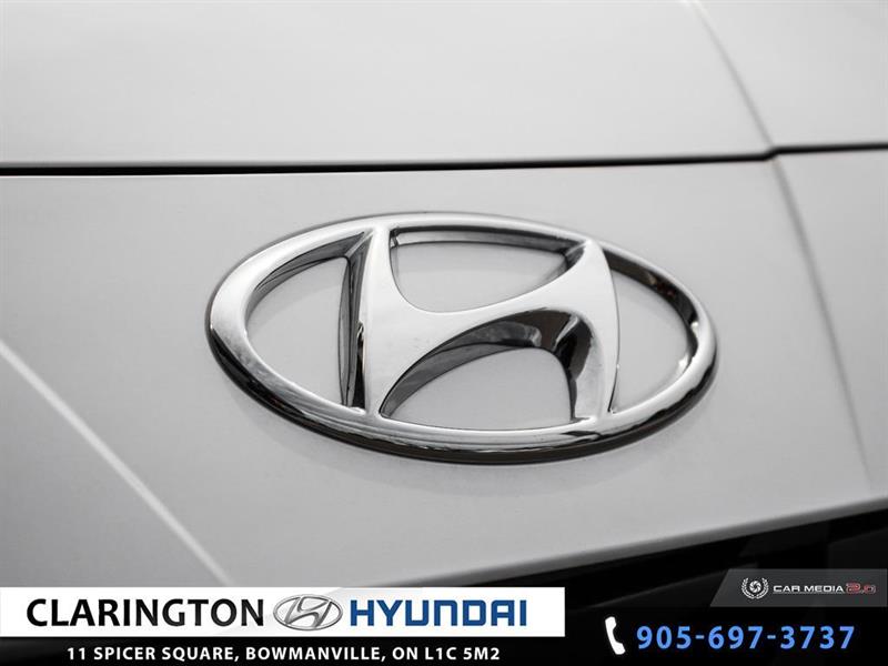 2022
Hyundai
Elantra