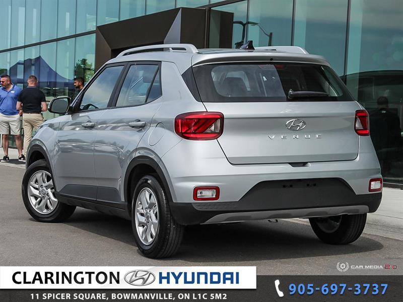 2022
Hyundai
Elantra
