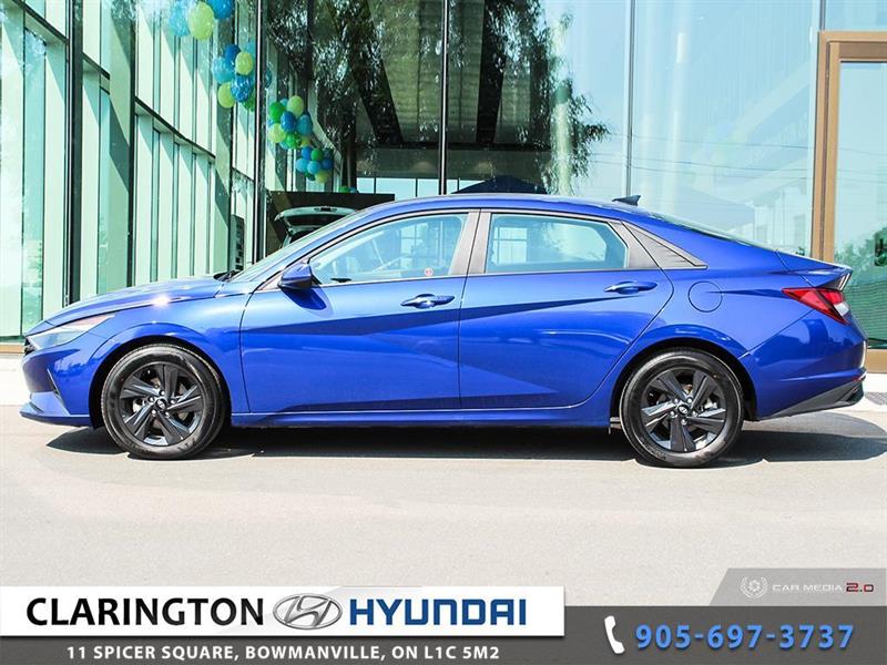 2022
Hyundai
Elantra