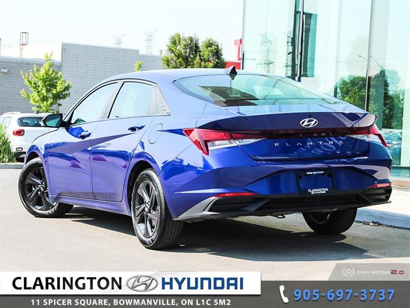 2022
Hyundai
Elantra