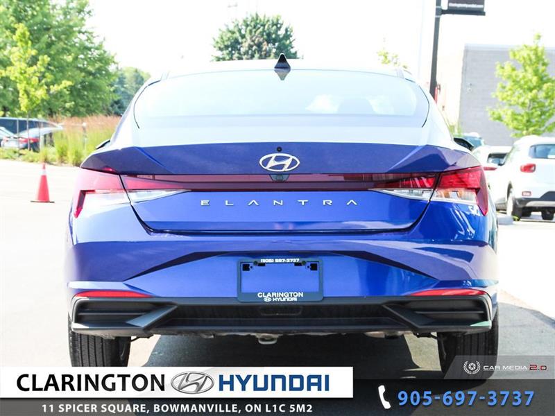 2022
Hyundai
Elantra