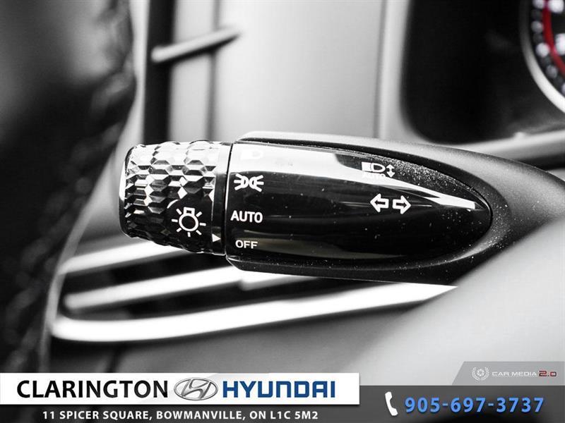 2022
Hyundai
Elantra