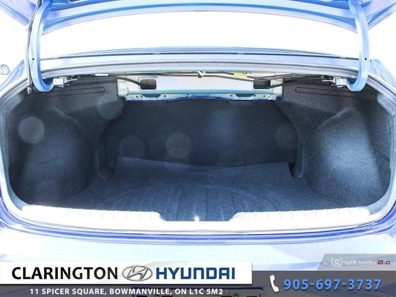 2022
Hyundai
Elantra