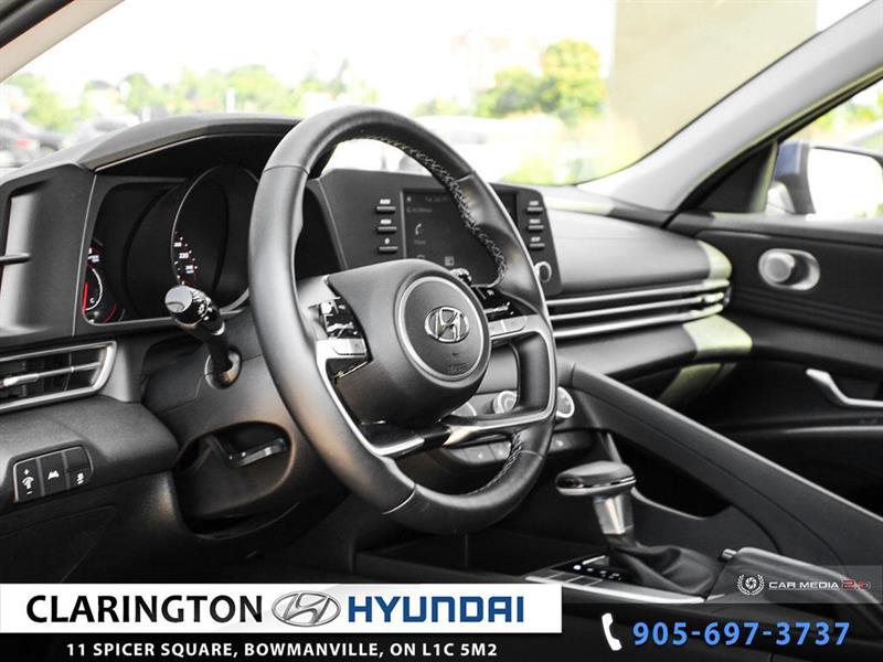 2022
Hyundai
Elantra