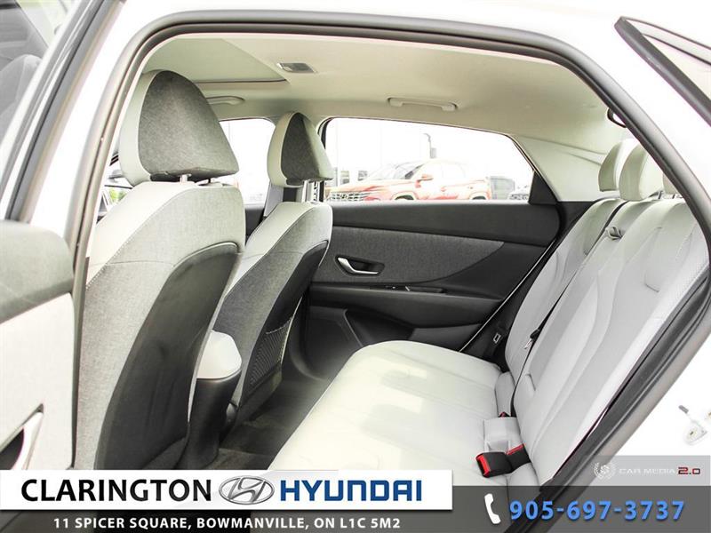 2023
Hyundai
Elantra